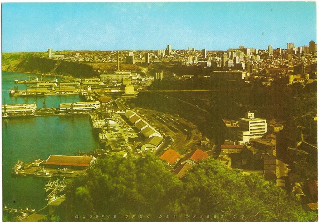 ORAN APRES 62  VUE GENERALE.JPG